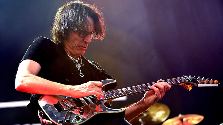 Steve Vai